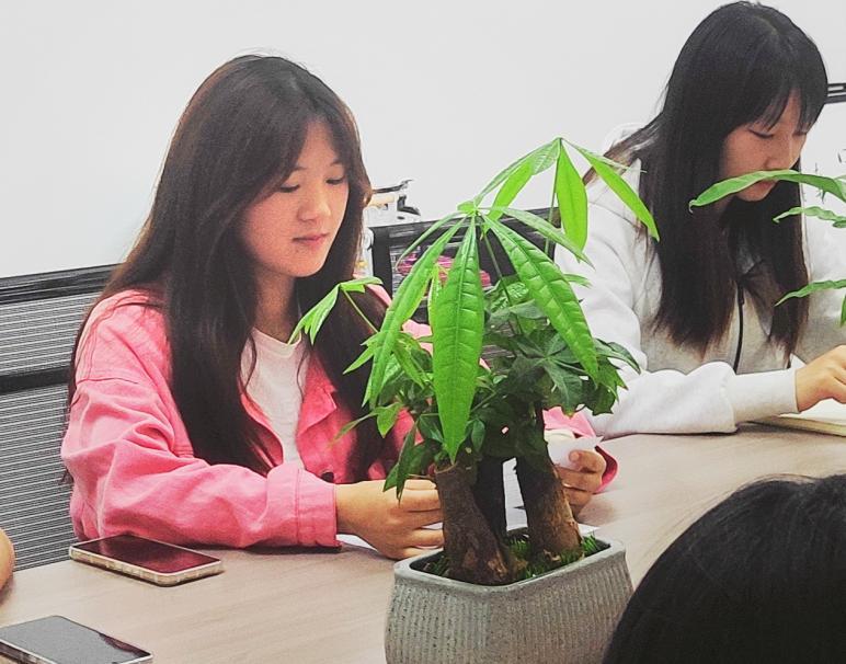 “以书润心，与书为伴”智慧社区开展读书分享会 第 11 张
